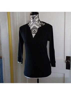 NWT Women Vesi Black  Thermal Long Sleeve Women Top Size S